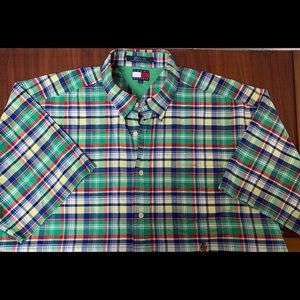Tommy Hilfiger Shortsleeve Plaid colorful shirt